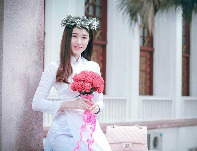 12 bóng hồng ấn tượng nhất năm 2015