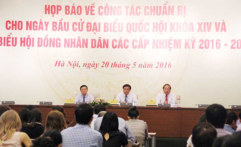 Hội đồng bầu cử Quốc gia họp báo về công tác chuẩn bị cho ngày bầu cử đại biểu Quốc hội (ĐBQH) khoá XIV và đại biểu Hội đồng nhân dân (HĐND) các cấp nhiệm kỳ 2016-2021.(Ảnh: Phạm Thịnh)