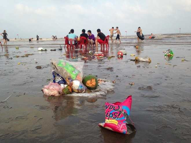 Ai có tự trọng sẽ rất xấu hổ khi xem những hình ảnh này