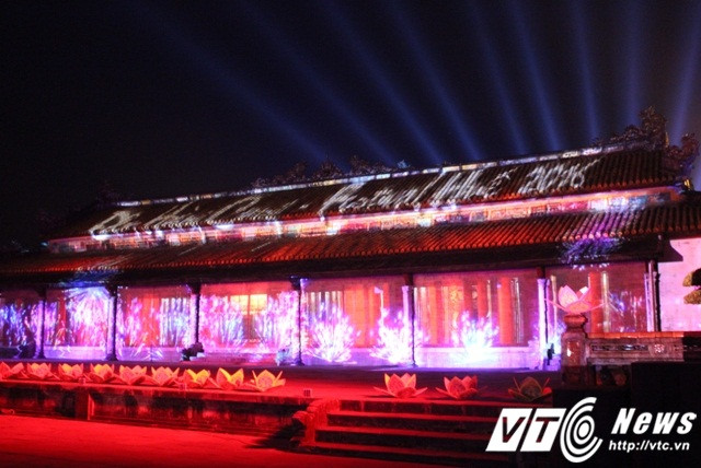 Sân trước Điện Thái Hòa được chọn là nơi khai mạc Đêm hoàng cung với nhiều chương trình nghệ thuật cung đình đặc sắc.