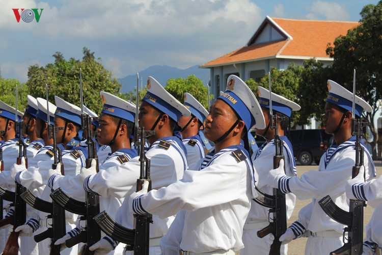 Các chiến sĩ Hải quân nhân dân Việt Nam tại lễ đón Tổng Bí thư Nguyễn Phú Trọng.