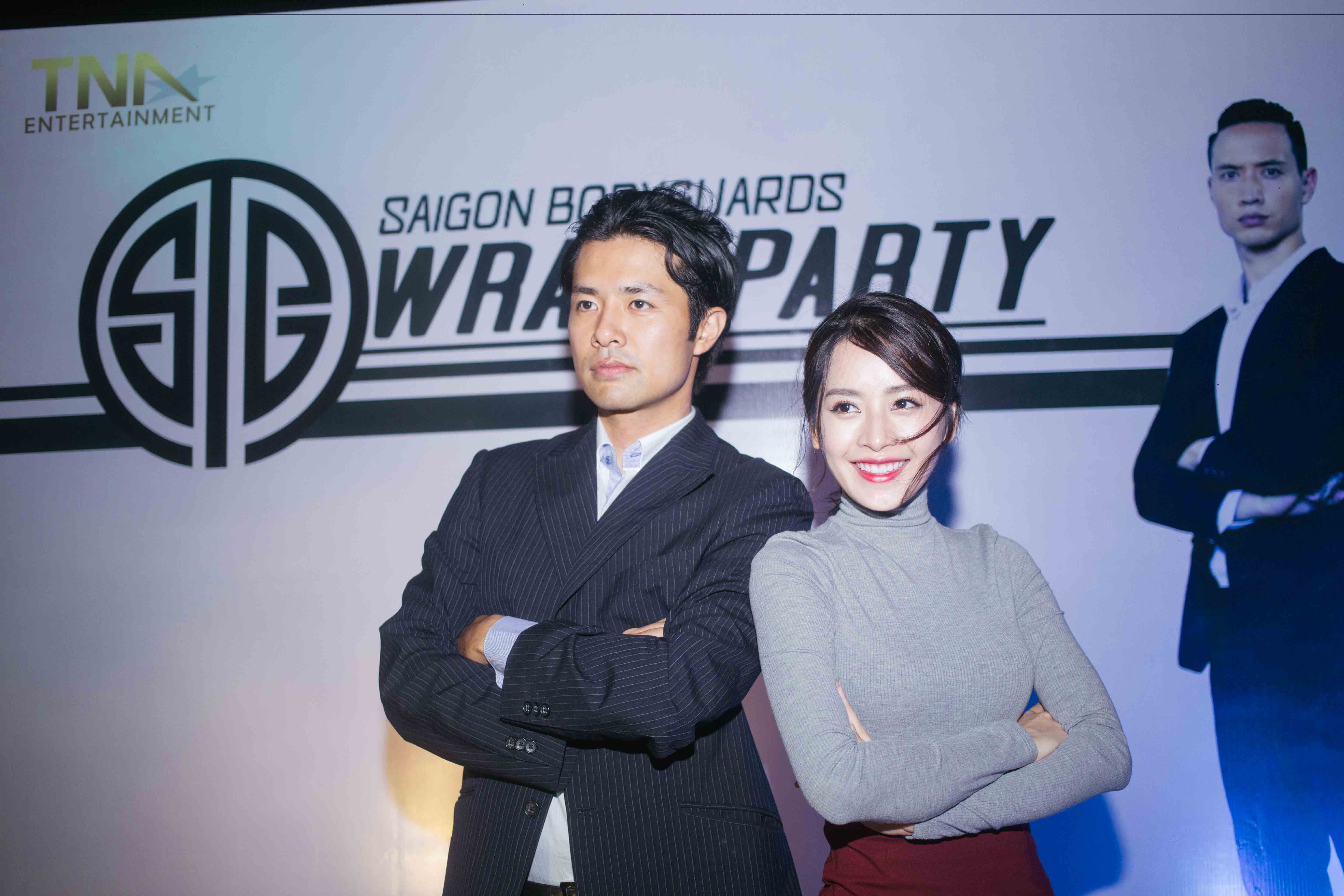 Vệ sĩ Sài Gòn là bộ phim liên quốc gia do đạo diễn tài năng người Nhật Bản Ken Ochiai đạo diễn. Ken bắt đầu sự nghiệp làm phim khi mới 12 tuổi và đã nhận được nhiều giải thưởng danh giá với những bộ phim như Tiger Mask và Uzumasa Limelight.