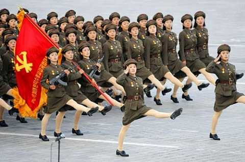 Nữ binh sĩ Bắc Triều Tiên Nữ binh sĩ Bắc Triều Tiên