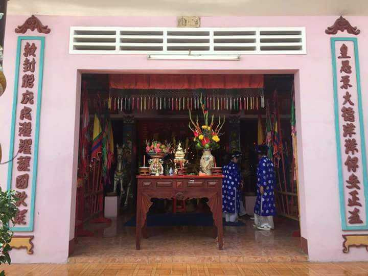 1. Đình cổ Tân Phong được xậy dựng từ thế kỷ 18, hiện tọa lạc tại khu phố 5, phường Tân Phong, TP Biên Hòa (Đồng Nai). Ảnh : Ngọc Quốc