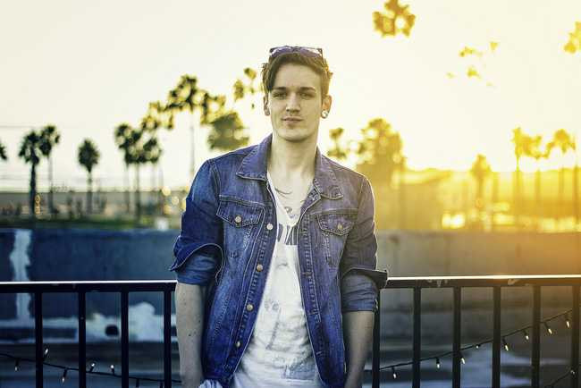 Bị tố đạo nhạc, Maya im lặng, Lưu Thiên Hương phản pháo