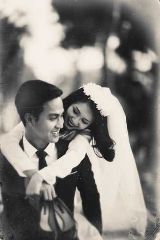 Bộ ảnh cưới lãng mạn cover phong cách xưa của cặp đôi Hà thành