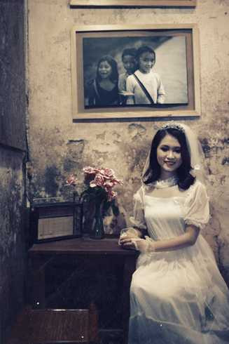 Bộ ảnh cưới lãng mạn cover phong cách xưa của cặp đôi Hà thành