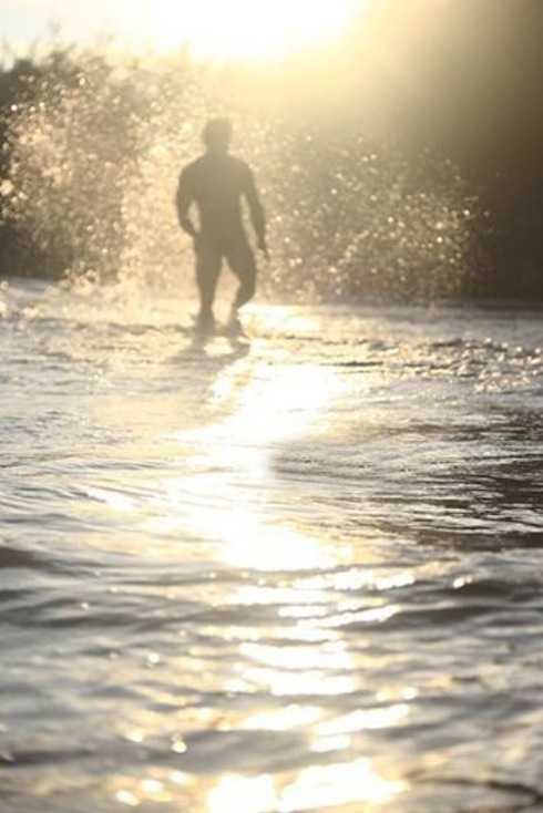 Bộ ảnh nhạy cảm bảo vệ môi trường của Rosy Vũ. 4