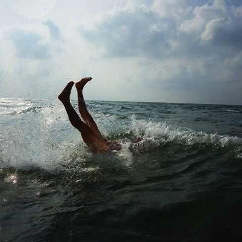 Bộ ảnh nhạy cảm bảo vệ môi trường của Rosy Vũ. 5