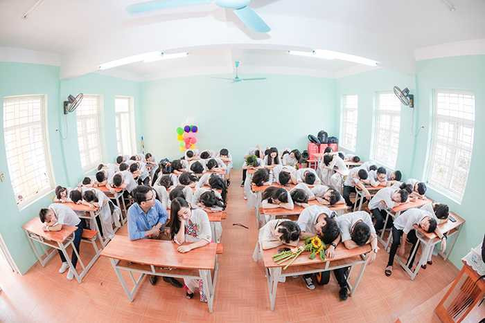Bộ ảnh kỷ yếu "nhuốm" màu của học sinh Bắc Giang