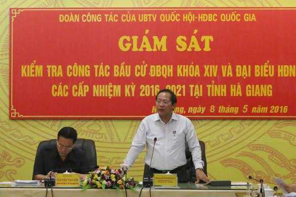 Bộ trưởng Trương Minh Tuấn phát biểu tại buổi làm việc với Ủy ban bầu cử tỉnh Hà Giang sáng ngày 8/5.