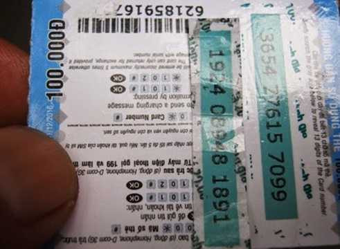 Một trường hợp thẻ cào giả. Số mã thẻ in không rõ nét, điều đáng nói là phần số seri bị thiếu hụt các con số.