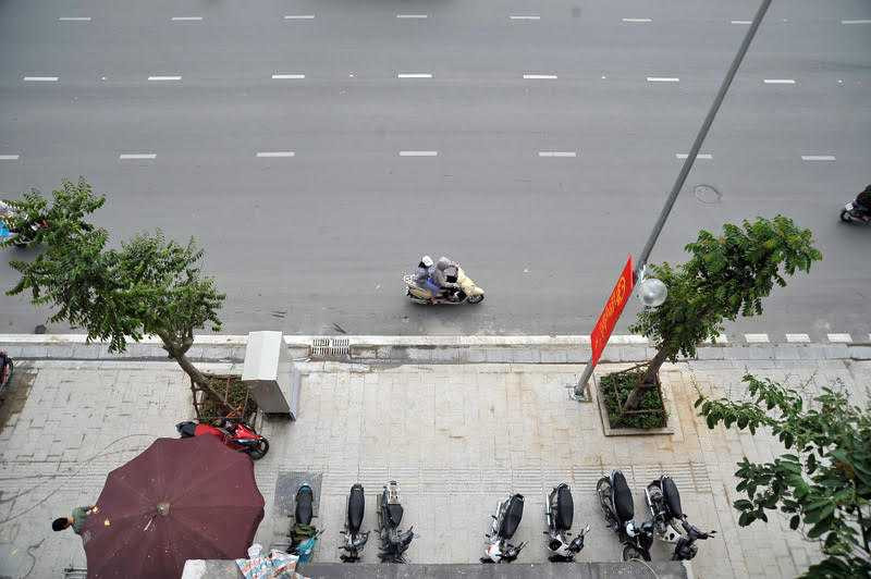 Con đường được lắp hệ thống camera an ninh, nối trực tiếp đến công an phường nhằm giám sát, đảm bảo an ninh trật tự