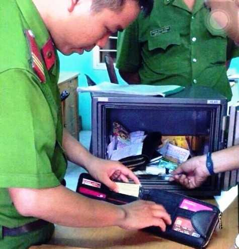 Cảnh sát nổ súng, rượt đuổi 2 tên trộm như phim hành động