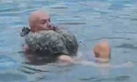 Ông Luigi thuật lại cách mà mình dùng để sinh tồn trong 3 ngày ám ảnh nhất từ trước đến nay