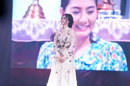 Ngọc Lan được đề cử “Nữ diễn viên được yêu thích nhất” trong bộ phim “Mặn hơn muối”. 