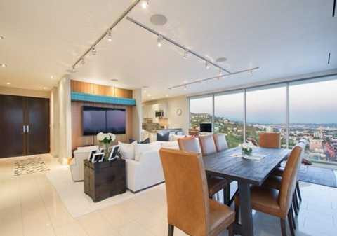 Không gian sống phía trong vô cùng thoáng đãng và tận dụng được hoàn toàn ánh sáng tự nhiên Không gian sống phía trong vô cùng thoáng đãng và tận dụng được hoàn toàn ánh sáng tự nhiên