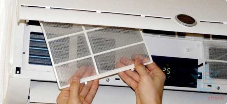 Tư vấn về việc sử dụng điều hòa trong những ngày nắng nóng, PGS, TS Nguyễn Đức Lợi, Viện Khoa học và Công nghệ Nhiệt-Lạnh thuộc Trường đại học Bách khoa Hà Nội cho biết: “Trời càng nóng thì máy điều hòa càng tốn điện. Điều quan trọng đầu tiên phải giữ cho bộ lọc điều hòa luôn sạch sẽ, thông thoáng bằng cách làm sạch hay thay chúng thường xuyên. Bộ lọc bẩn sẽ khiến khả năng làm mát của điều hòa kém, gây lãng phí điện. 