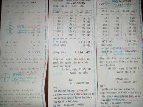 Sử dụng bóng đèn LED là một trong những cách tiết kiệm điện được người tiêu dùng chọn mua nhiều hiện nay. Chị Minh (chủ của hàng đồ điện gia dụng tại số 75 Đội Cấn, Ba Đình, Hà Nội) cho biết: Tôi thường tư vấn khách hàng của mình chọn mua bóng điện LED thay vì dùng bóng đèn công nghê, sợi đốt... nhưng các bóng đèn LED công nghệ mới sẽ giúp tiêt kiệm đáng kể tiền điện hàng tháng. 