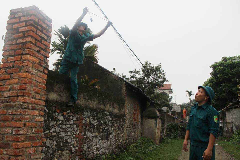 Để an toàn cho dân, chính quyền địa phương đã tiến hành phong tỏa để cơ quan chức năng vào cuộc, tìm nguyên nhân.