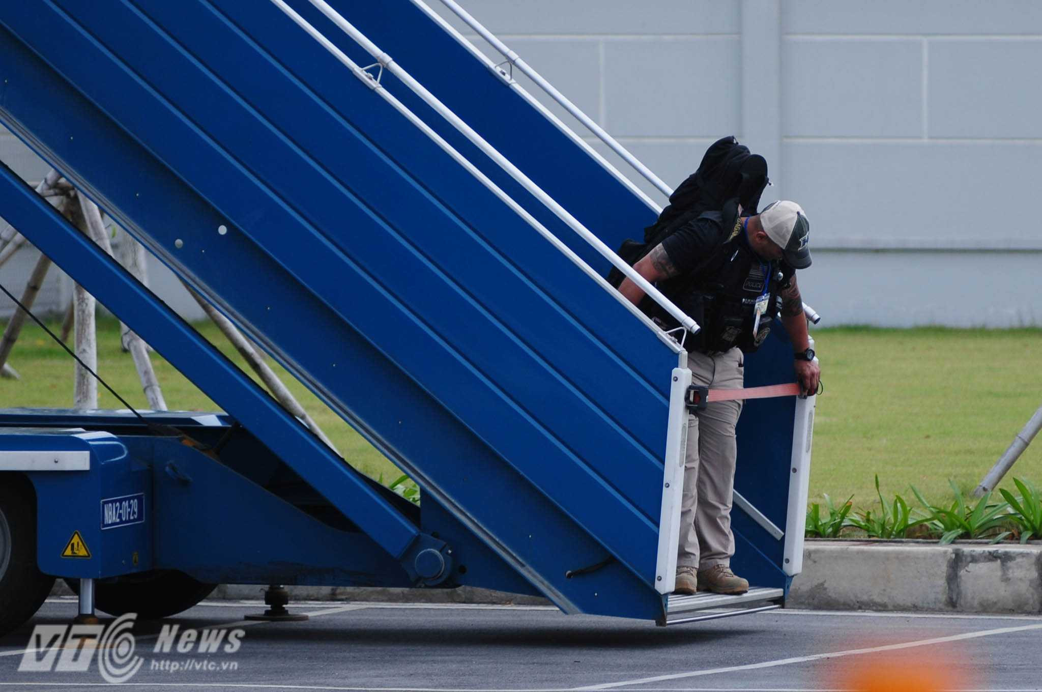 Và cách ly khu vực làm việc của mình - Ảnh: Tùng Đinh