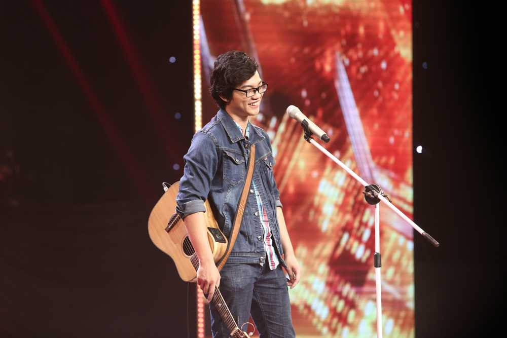 Cô gái 16 tuổi gây sốt tại X-factor, Yanbi trở lại làm 'trai ngoan'?