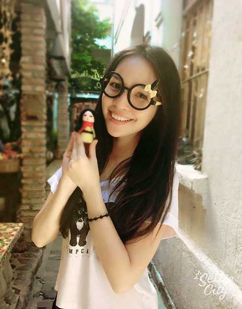 Hiền Thục khoe quà con gái tự làm bằng tay dành tặng cho mình