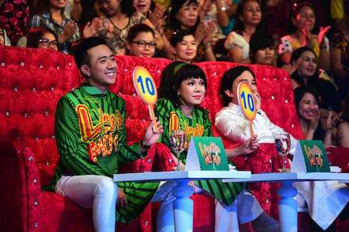 Giám khảo Kim Tử Long, Việt Hương, Trấn Thành. 