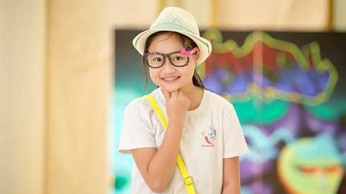 Khánh Vy con gái của cựu danh thủ Hồng Sơn Ảnh NSCC