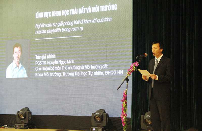 PGS.TS. Nguyễn Ngọc Minh chia sẻ sau khi nhận giải thưởng Tạ Quang Bửu 2016