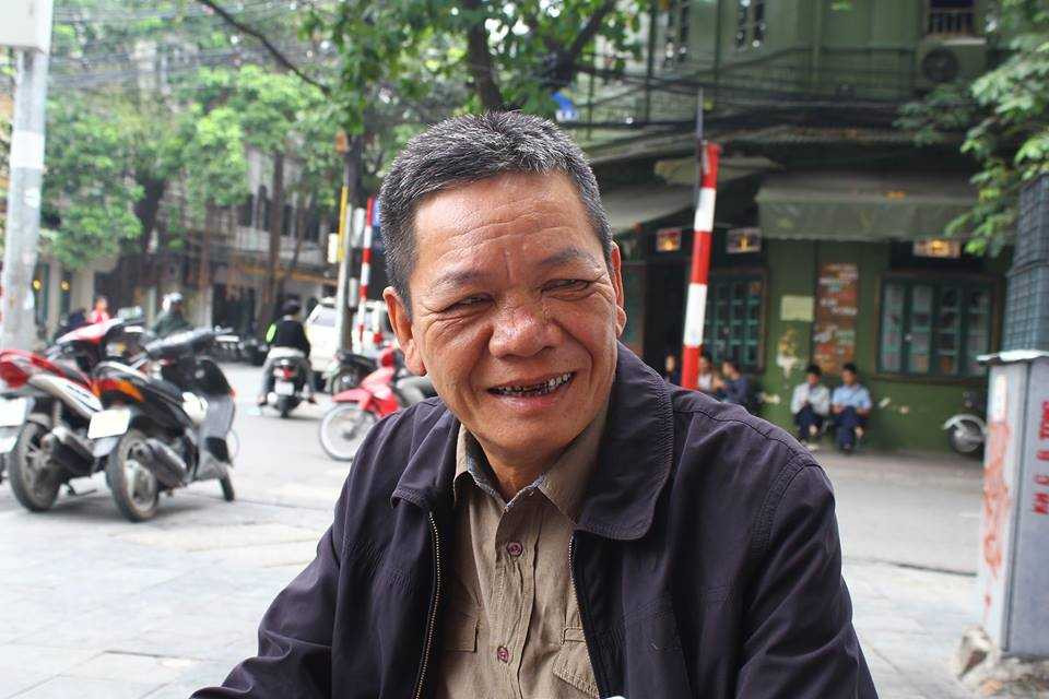 Thượng tá Lê Đức Đoàn, nguyên Chiến sĩ Cảnh sát giao thông thuộc Đội 1, người được cánh lái xe gọi thân mật là bố Đoàn. 