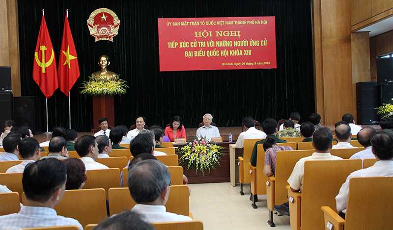 Hội nghị tiếp xúc cử tri của các ứng viên đại biểu Quốc hội tại đơn vị bầu cử số 1, TP Hà Nội (Ảnh: Phạm Thịnh)