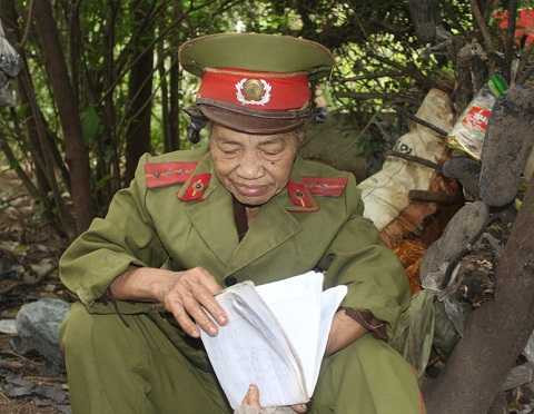 Chân dung dị nhân Phạm Hải Huệ Chân dung dị nhân Phạm Hải Huệ