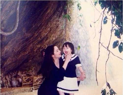 Cuộc sống xa hoa và gia thế hoành tráng của con gái Giáng My