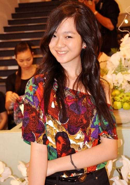 Cuộc sống xa hoa và gia thế hoành tráng của con gái Giáng My