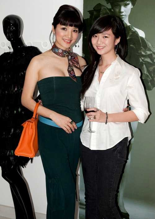 Cuộc sống xa hoa và gia thế hoành tráng của con gái Giáng My