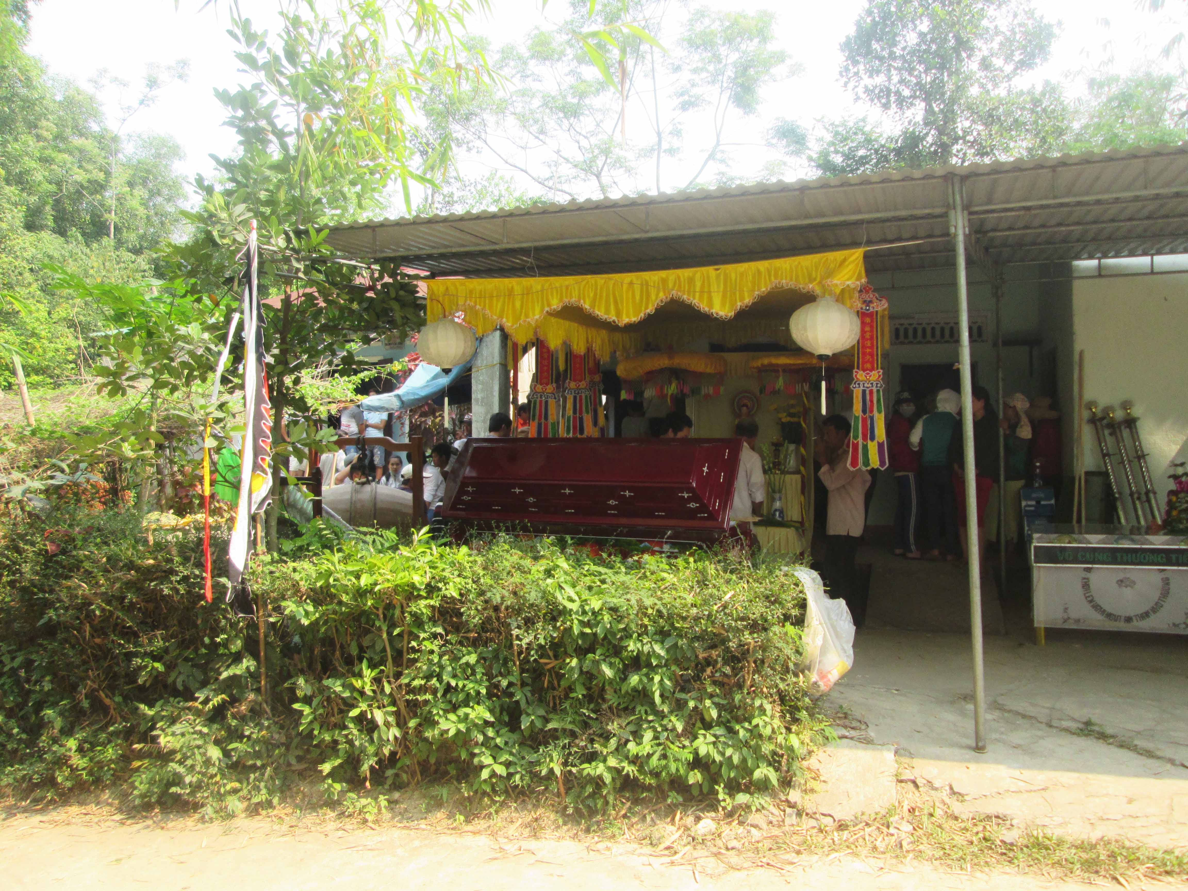 Gia đình đang lo hậu sự cho Tú Rồng.