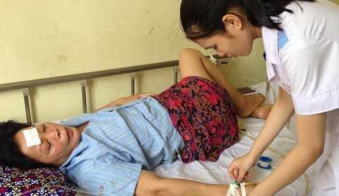 Chị Thủy đang được điều trị tại bệnh viện