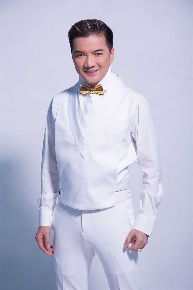 Đàm Vĩnh Hưng lần đầu tiên làm liveshow lớn tại Vinh