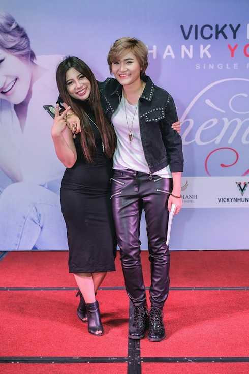 Vicky Nhung và Phượng Vũ.