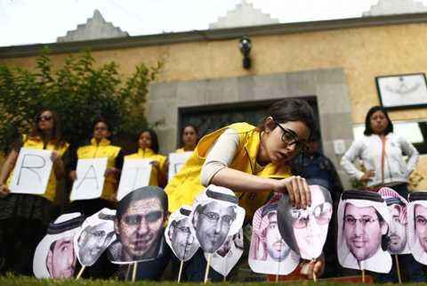 Ả Rập Xê-út: 158. Ả Rập Xê-út thường sử dụng cách chặt đầu để kết thúc cuộc sống của tội phạm. Ghê gớm hơn, một số kẻ phạm tội nguy hiểm có thể bị diễu phố sau khi bị tử hình