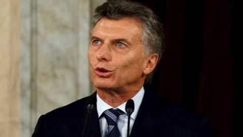 Tổng thống Argentina, ông Mauricio Macri đã mở công ty Fleg Trading năm 1998 và giải thể vào năm 2009, trong thời gian ông này giữ chức thị trưởng Buenos Aires.Thật không may là công ty này được coi là một trong những khách hàng của Mossack Fonseca và ông cũng bị liệt vào danh sách những nhân vật dính dáng tới scandal trốn thuế. Chính phủ Argentina hôm 3/4 đã bác bỏ thông tin này Tổng thống Argentina, ông Mauricio Macri đã mở công ty Fleg Trading năm 1998 và giải thể vào năm 2009, trong thời gian ông này giữ chức thị trưởng Buenos Aires.Thật không may là công ty này được coi là một trong những khách hàng của Mossack Fonseca và ông cũng bị liệt vào danh sách những nhân vật dính dáng tới scandal trốn thuế. Chính phủ Argentina hôm 3/4 đã bác bỏ thông tin này