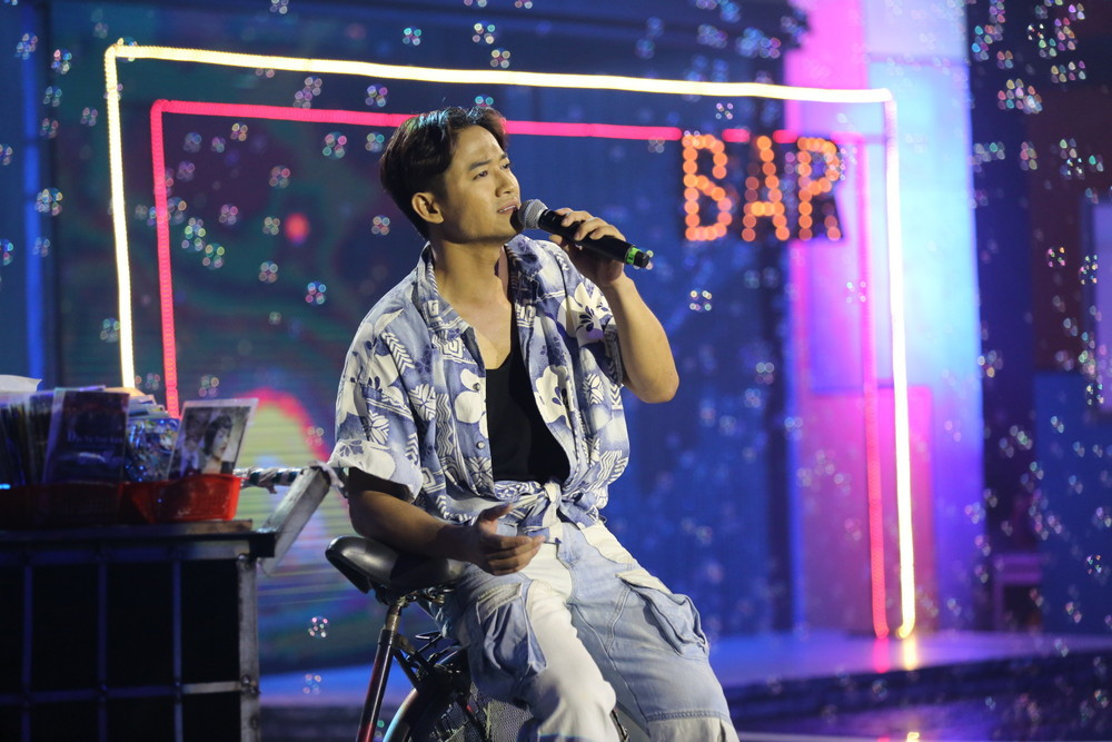 Diễn viên Quý Bình: Thi hát Bolero vì ước mong của mẹ