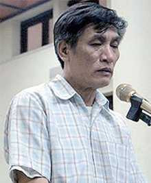 Trần Chí Công tại tòa.