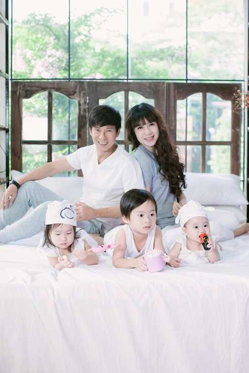 Nhà Lý Hải - Minh Hà hạnh phúc bên 3 nhóc tỳ. Họ chuẩn bị đón đứa con thứ tư.