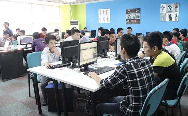 Các bạn học sinh, sinh viên tự học lập trình những trò chơi đơn giản