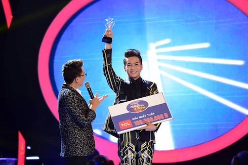 Anh giành 100 triệu với màn trình diễn hoàn hảo.