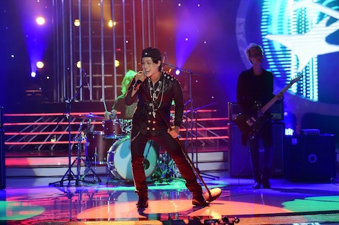 Phan Ngọc Luân hóa thân thành Scorpions với Still loving you