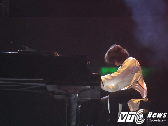 Tuấn Mạnh thổi làn gió mới cho nhạc Trịnh.