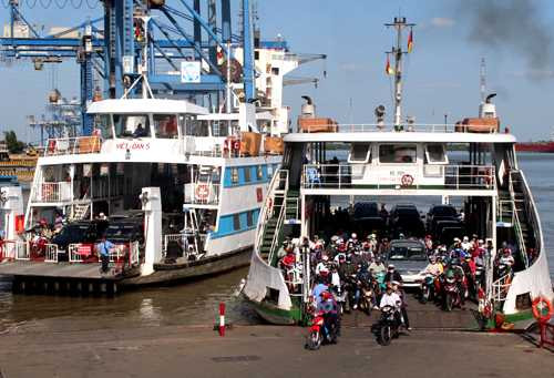 heo các nhà nghiên cứu, phải gọi là bến phà Các Lái thì mới đúng với nguồn gốc tên gọi ban đầu, còn tên gọi Cát Lái là vô nghĩa. Ảnh: VNE